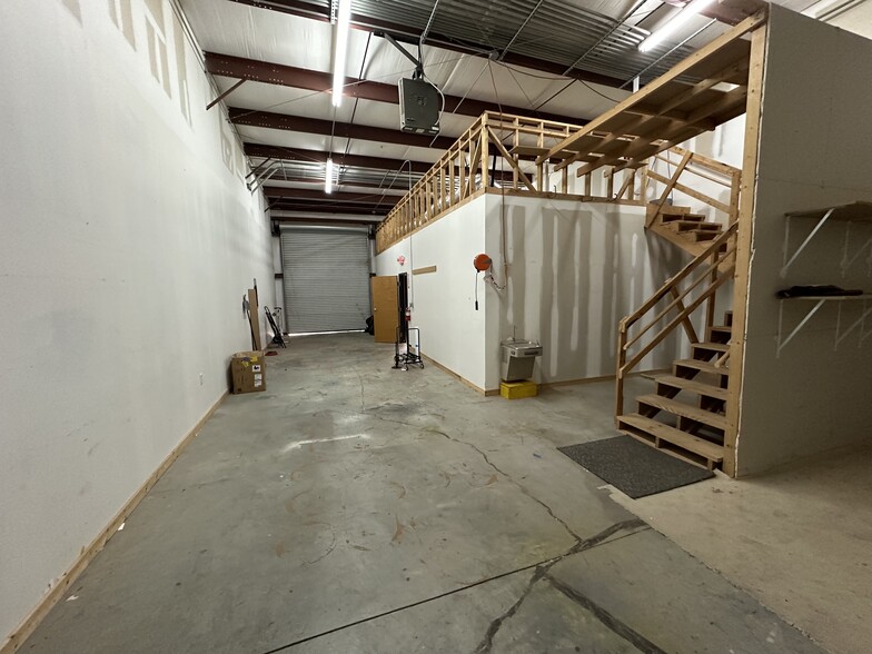 More Photos Of 2270 Pendley Rd, Cumming Warehouse For Sale