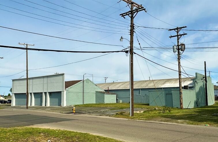 More Photos Of 4302-4306 N Dixie Dr, Dayton Specialty For Sale