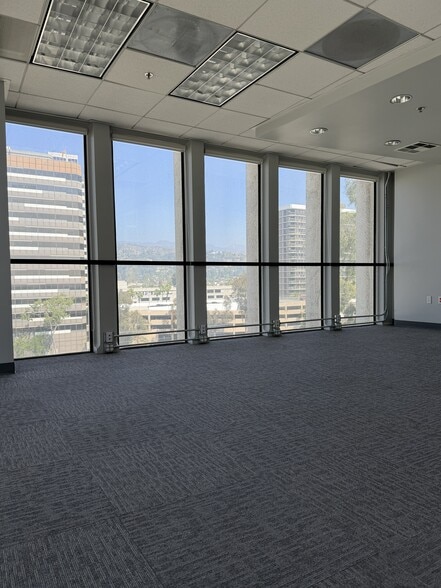 More Photos Of 620 N Brand Blvd, Glendale Office For Lease