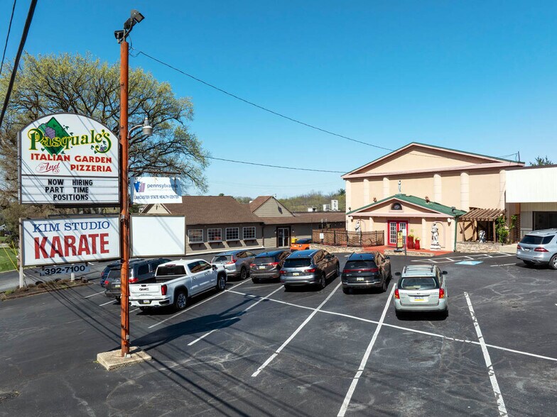 More Photos Of 1655-1661 Old Philadelphia Pike, Lancaster Daycare Center For Lease