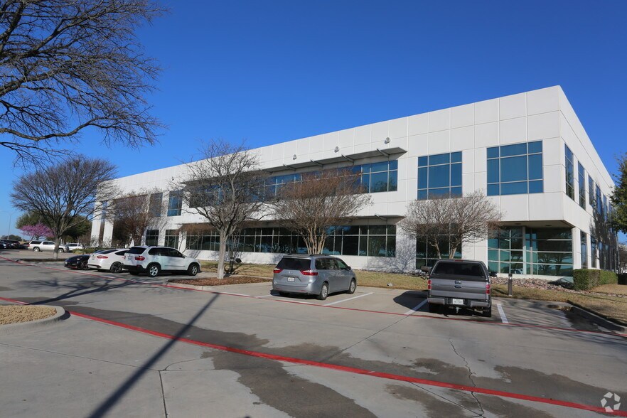 More Photos Of 2301 Eagle Pky, Fort Worth Office For Lease
