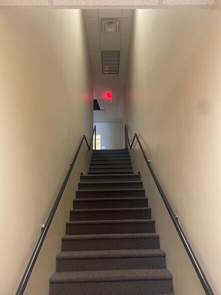More Photos Of 30-76 Steinway St, Astoria Storefront Retail Office For Sale