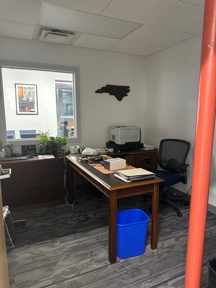 More Photos Of 2136 Remount Rd, Charlotte Loft Creative Space For Lease