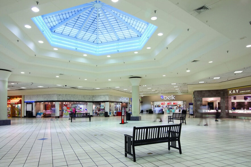 More Photos Of 100 Mall Blvd, Brunswick Unknown For Sale