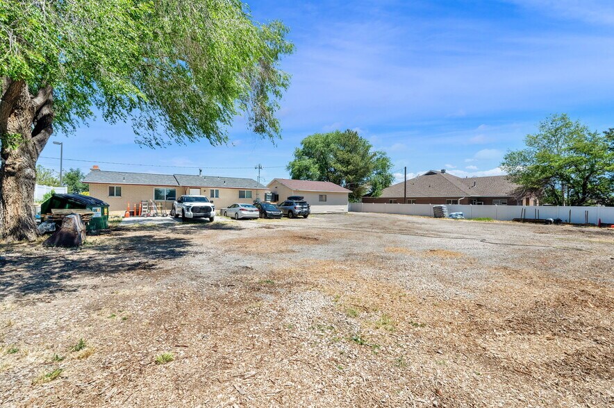 More Photos Of 2875 W 12600, Riverton Office For Sale