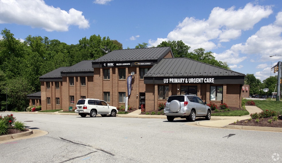 More Photos Of 1342-1360 Old Bridge Rd, Woodbridge Medical For Lease