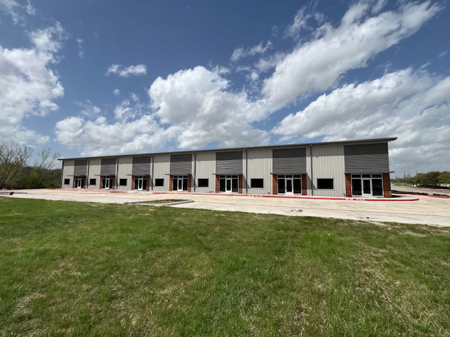 Primary Photo Of 312-332 Eldorado Pky, McKinney Warehouse For Sale