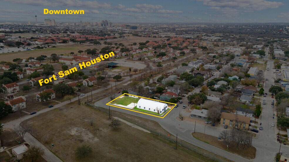 More Photos Of 322 Lucas St, San Antonio Auto Repair For Lease