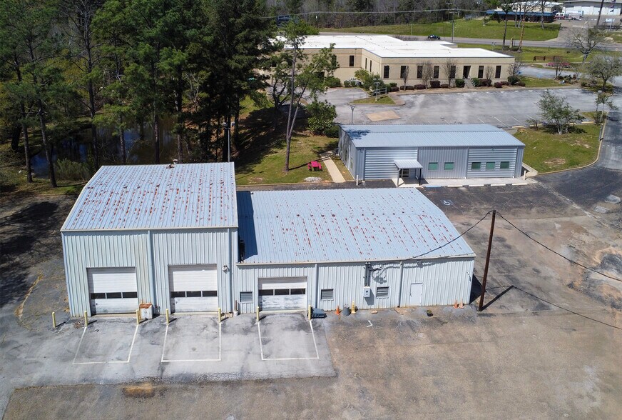 More Photos Of 9846 State Highway 31 E, Tyler Medical For Sale