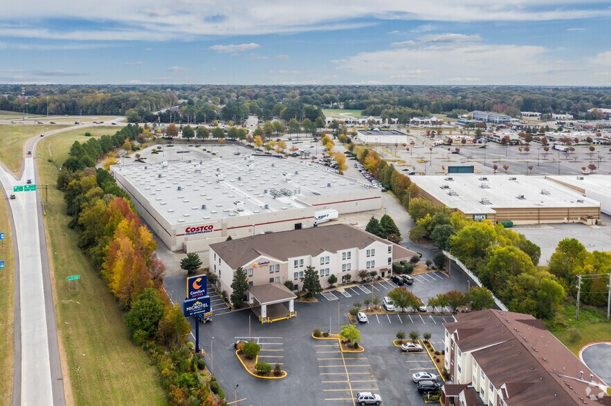 More Photos Of 2427 N Germantown Pky, Cordova Hotel For Sale