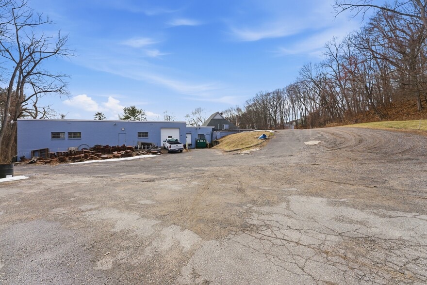 More Photos Of 330 Fuller Rd, Chicopee Distribution For Sale