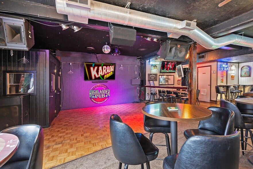 More Photos Of 6194 Highland Dr, Salt Lake City Restaurant For Sale