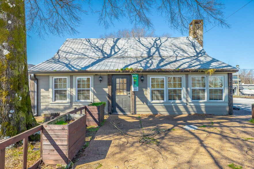 More Photos Of 3147 Broad St, Chattanooga Restaurant For Sale