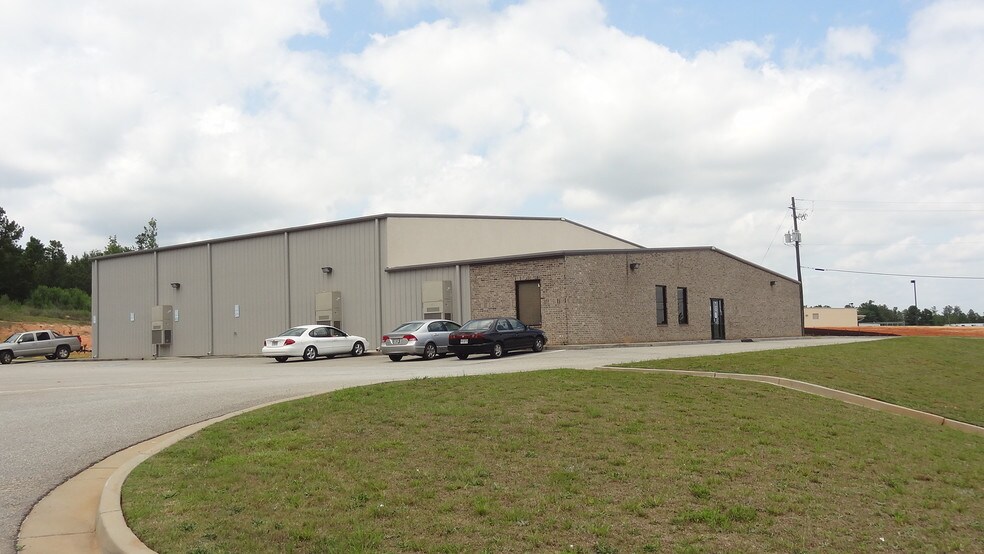 More Photos Of 240 Mercer Jct, Macon-Bibb Warehouse For Lease