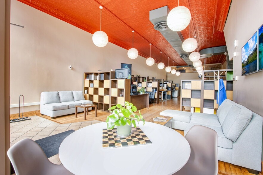 More Photos Of 922 8th Ave, Greeley Storefront Retail Residential For Sale