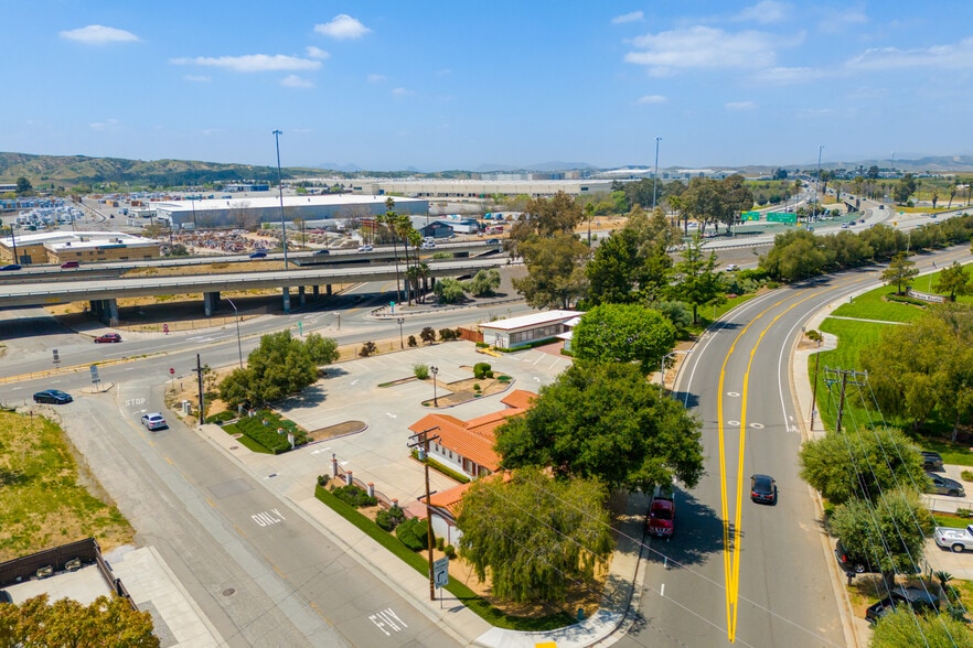 More Photos Of 635 Veile Ave, Beaumont Office For Sale