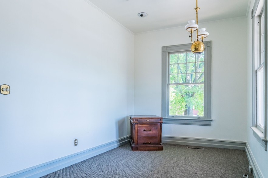 More Photos Of 1923 N Classen Blvd, Oklahoma City Office For Lease