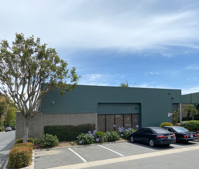 More Photos Of 4848 Colt St, Ventura Manufacturing For Sale