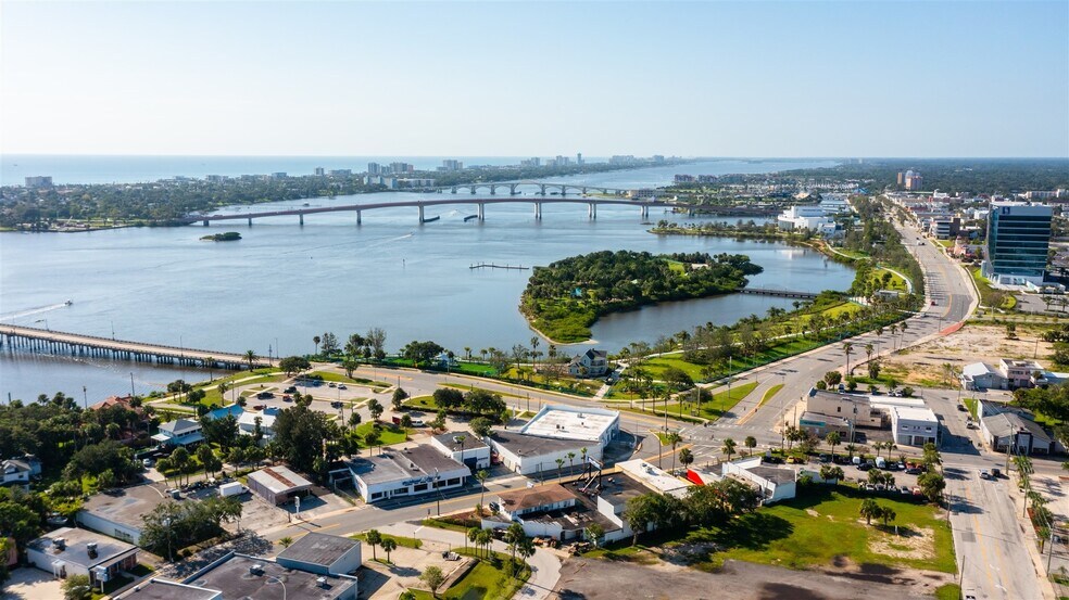 More Photos Of 118 Fairview Ave, Daytona Beach Freestanding For Sale