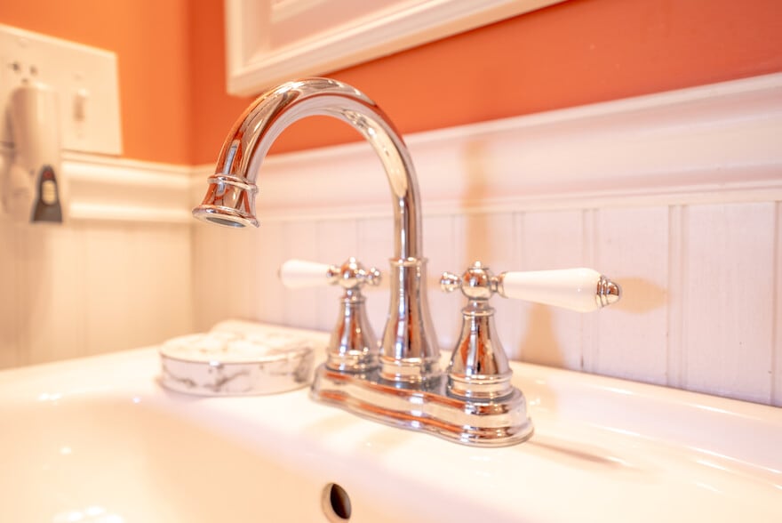 More Photos Of 2 River Rd, Cape Neddick Hospitality For Sale