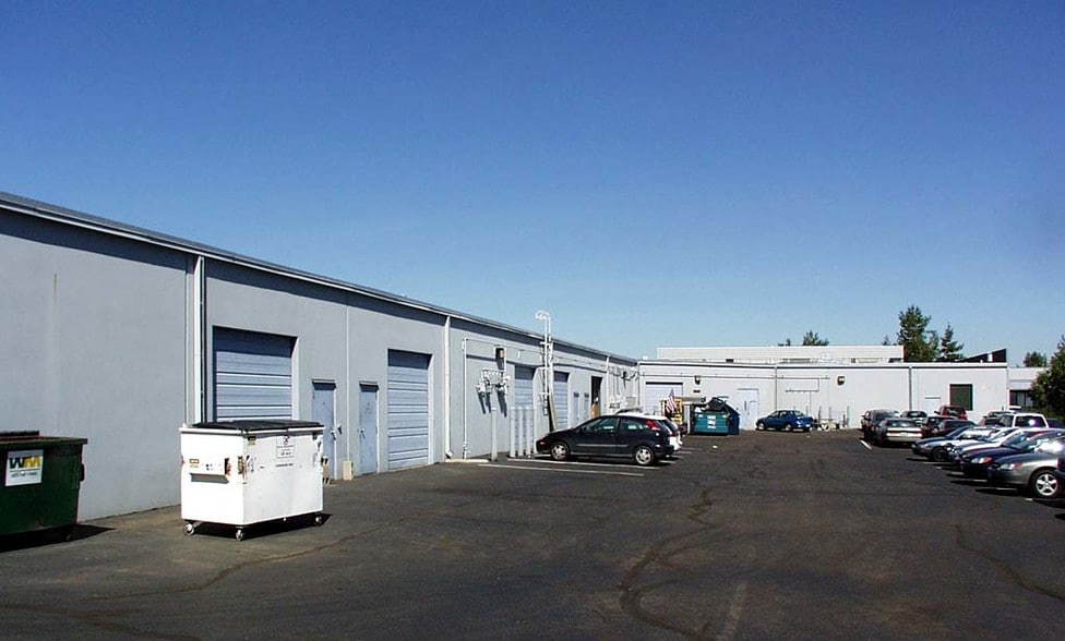 More Photos Of 6675 S Kenton St, Centennial Unknown For Lease