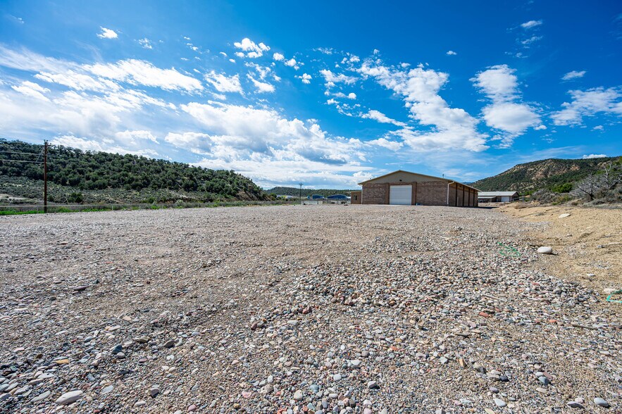 More Photos Of 2001 County Road 319, Rifle Warehouse For Lease
