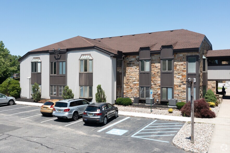 More Photos Of 615 Hope Rd, Eatontown Medical For Lease