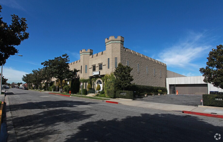 Primary Photo Of 1117 W Isabel St, Burbank Office For Lease