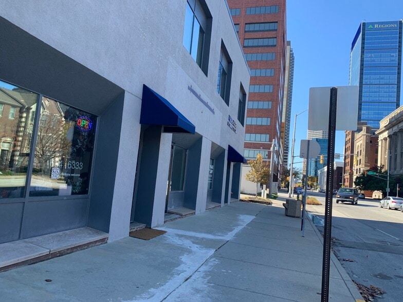 More Photos Of 333 E Ohio St, Indianapolis Medical For Lease