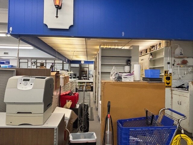 More Photos Of 714 New Bridge St, Jacksonville Storefront For Lease