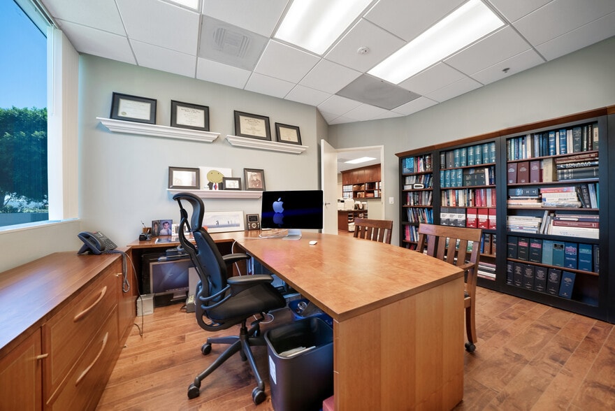 More Photos Of 6B Liberty, Aliso Viejo Office For Sale