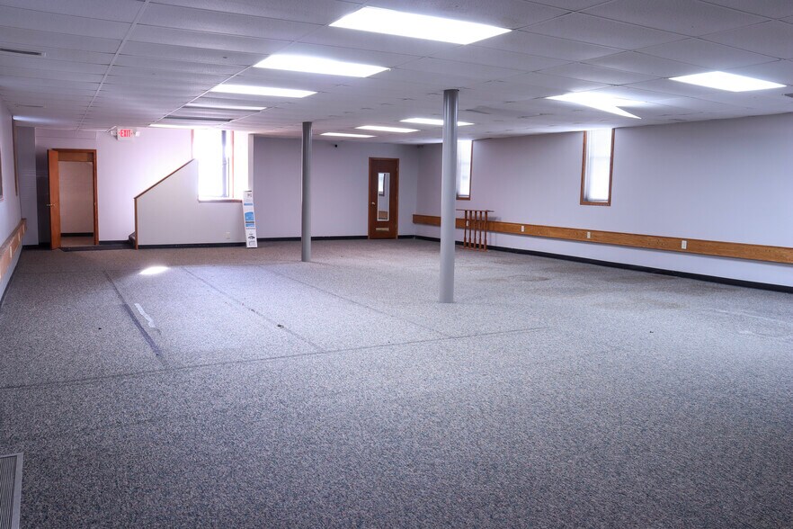 More Photos Of 126 E Lincolnway, Morrison Specialty For Sale