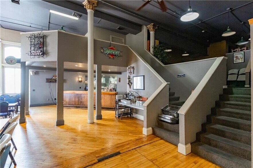 More Photos Of 224 N 4th St, Saint Joseph Office For Lease
