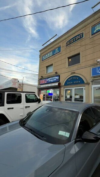 More Photos Of 135-137 Sunrise Hwy, Amityville Storefront Retail Office For Lease