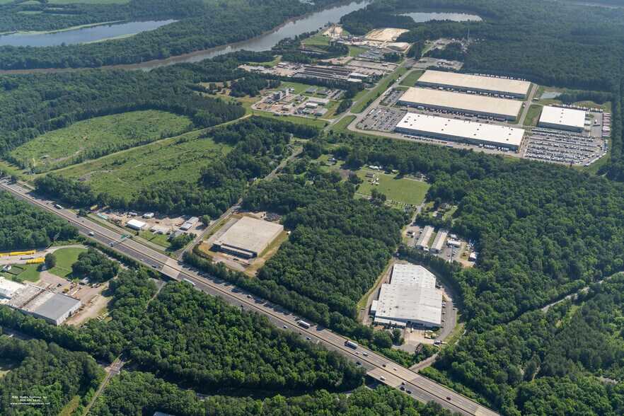 More Photos Of 2001 Bellwood Rd, Richmond Warehouse For Sale