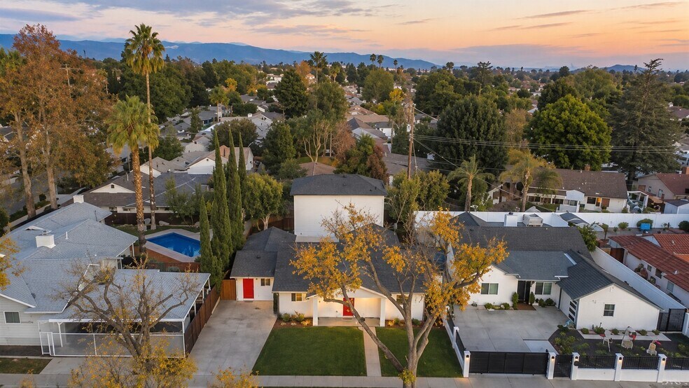 More Photos Of 8220 Encino Ave, Northridge Land For Sale