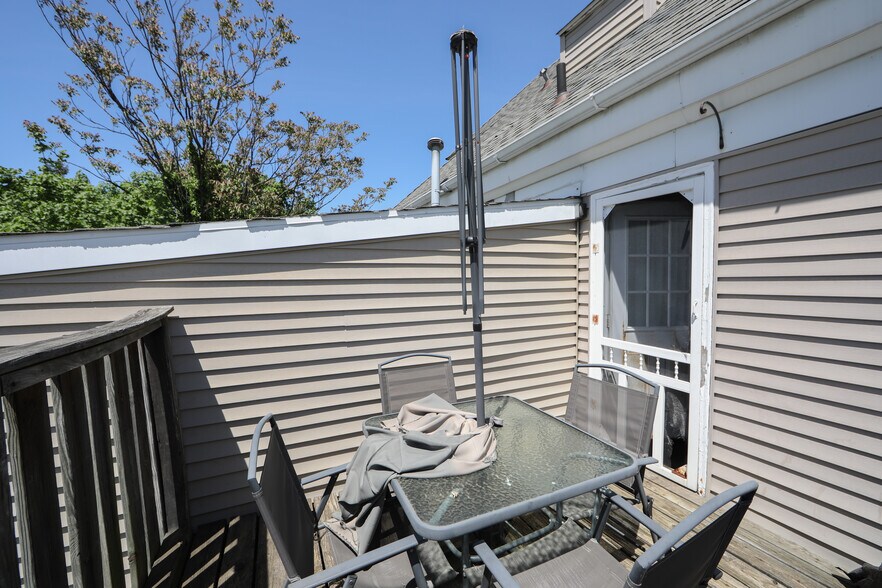 More Photos Of 604 White Horse Pike, Oaklyn Storefront For Sale