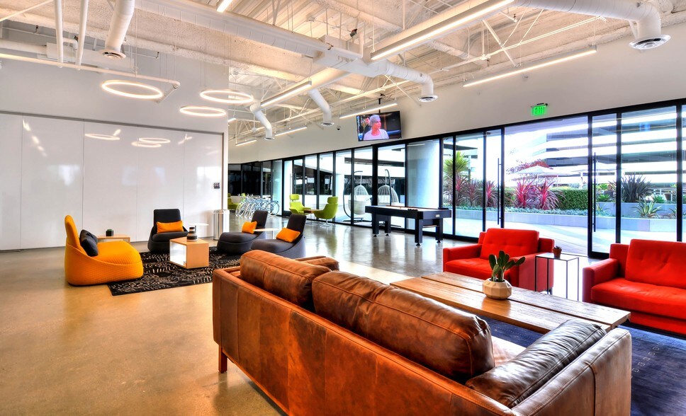 More Photos Of 1230 Rosecrans Ave, Manhattan Beach Office For Lease