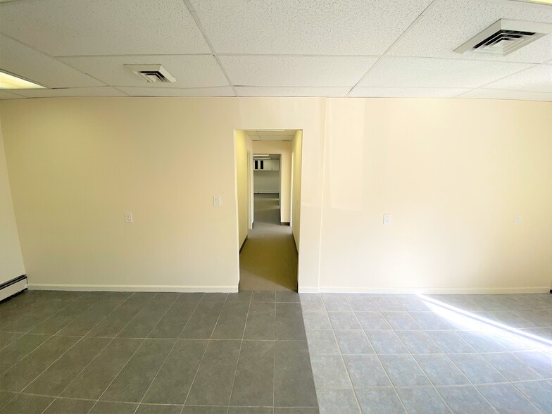 More Photos Of 525 Fenimore Rd, Mamaroneck Loft Creative Space For Lease