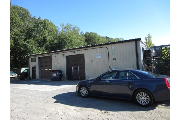 Primary Photo Of 534 N State Rd, Briarcliff Manor Village Warehouse For Lease