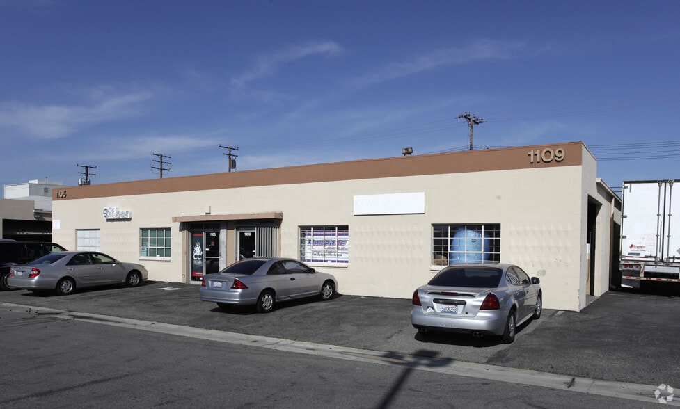 More Photos Of 1019-1023 E Raymond Way, Anaheim Unknown For Lease