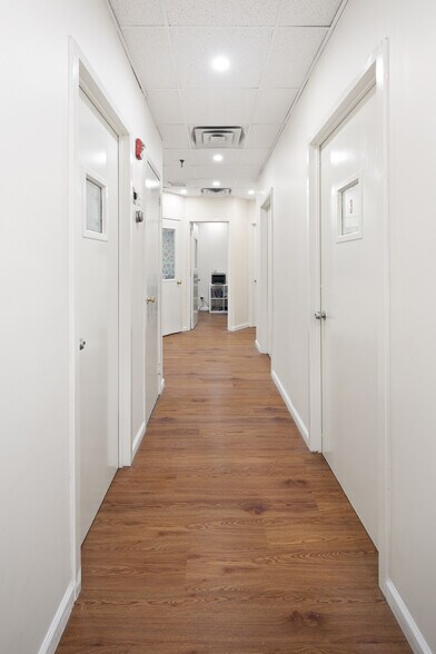 More Photos Of 198-200 Canal St, New York Medical For Sale