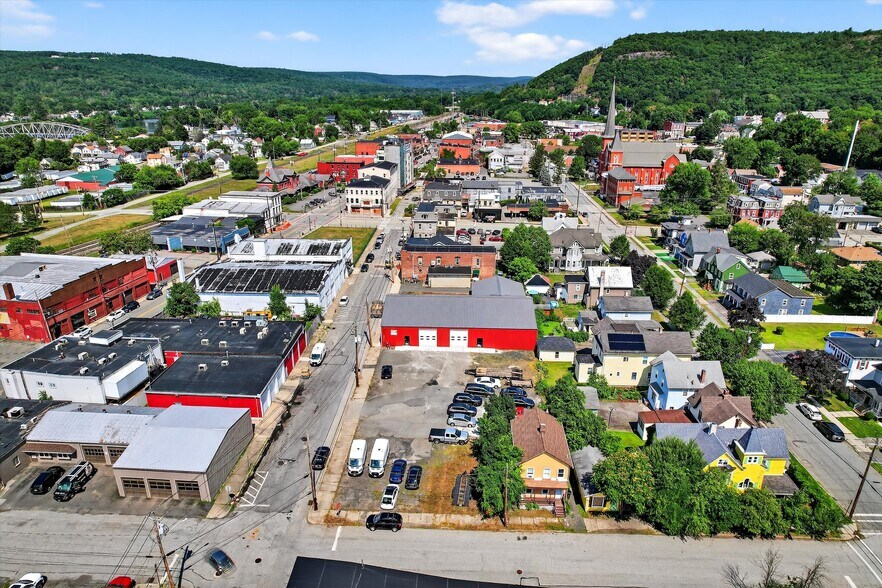 More Photos Of 98 Front St, Port Jervis Warehouse For Sale