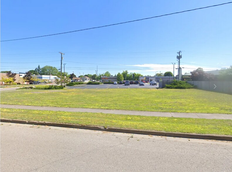 More Photos Of 1132 W Chisholm St, Alpena Land For Lease