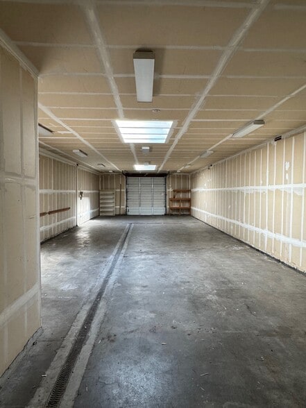 More Photos Of 1650-1670 Abram Ct, San Leandro Manufacturing For Lease