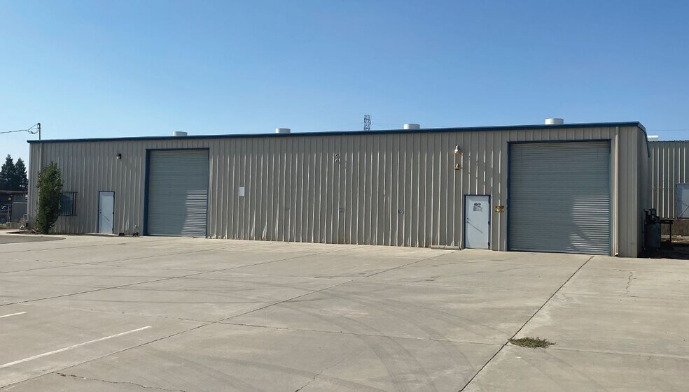 Primary Photo Of 4849 Ortiz Ct, Bakersfield Industrial For Lease