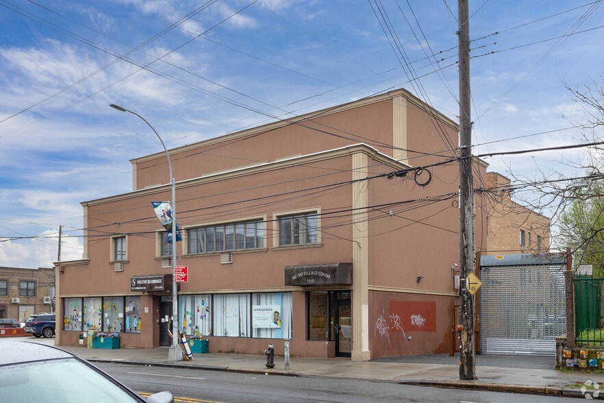 More Photos Of 7252 Metropolitan Ave, Middle Village General Retail For Sale
