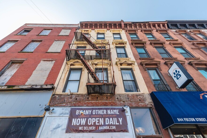 More Photos Of 946 Fulton St, Brooklyn Apartments For Sale