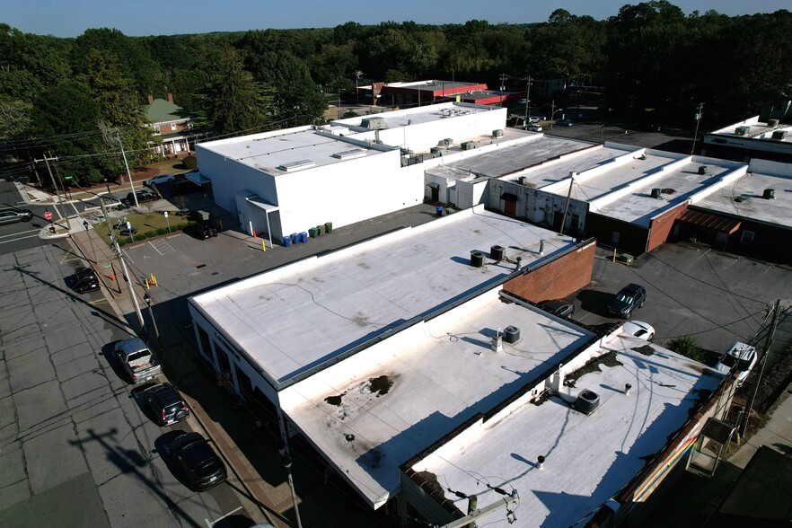 More Photos Of 120 Raleigh St, Fuquay-Varina Storefront For Sale