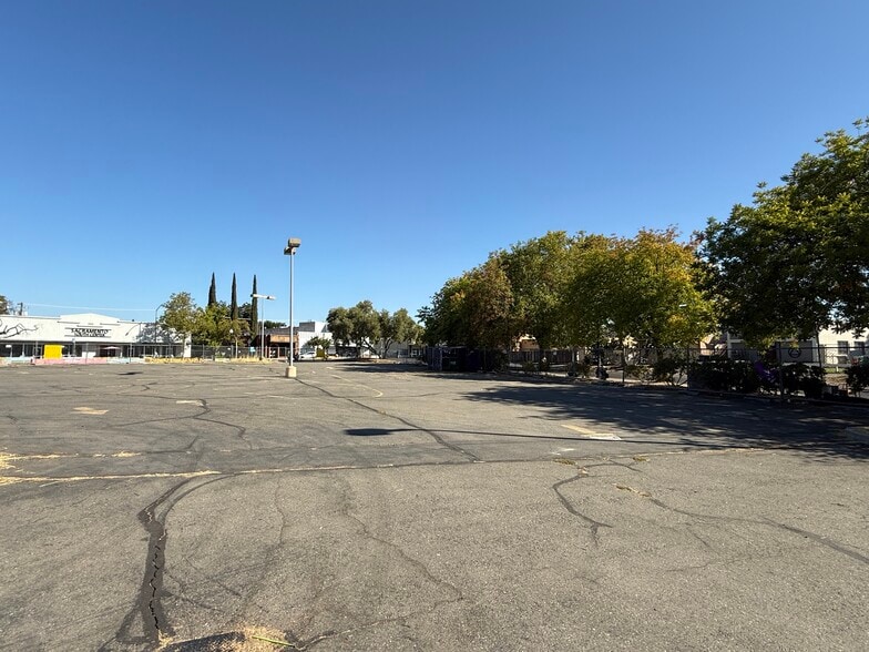 More Photos Of 1830 Del Paso Blvd, Sacramento Land For Sale
